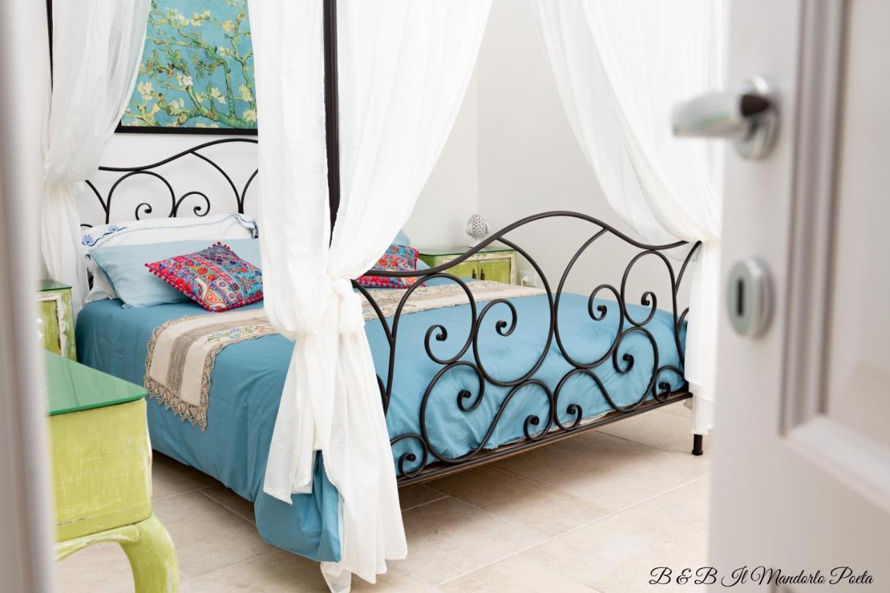 Bed and Breakfast Il Mandorlo Poeta Ostuni Exterior foto