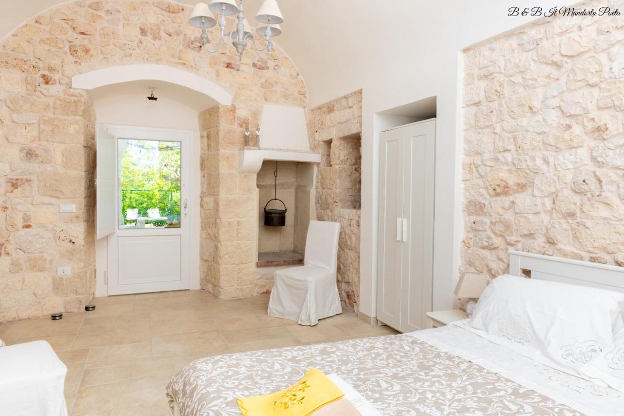 Bed and Breakfast Il Mandorlo Poeta Ostuni Exterior foto