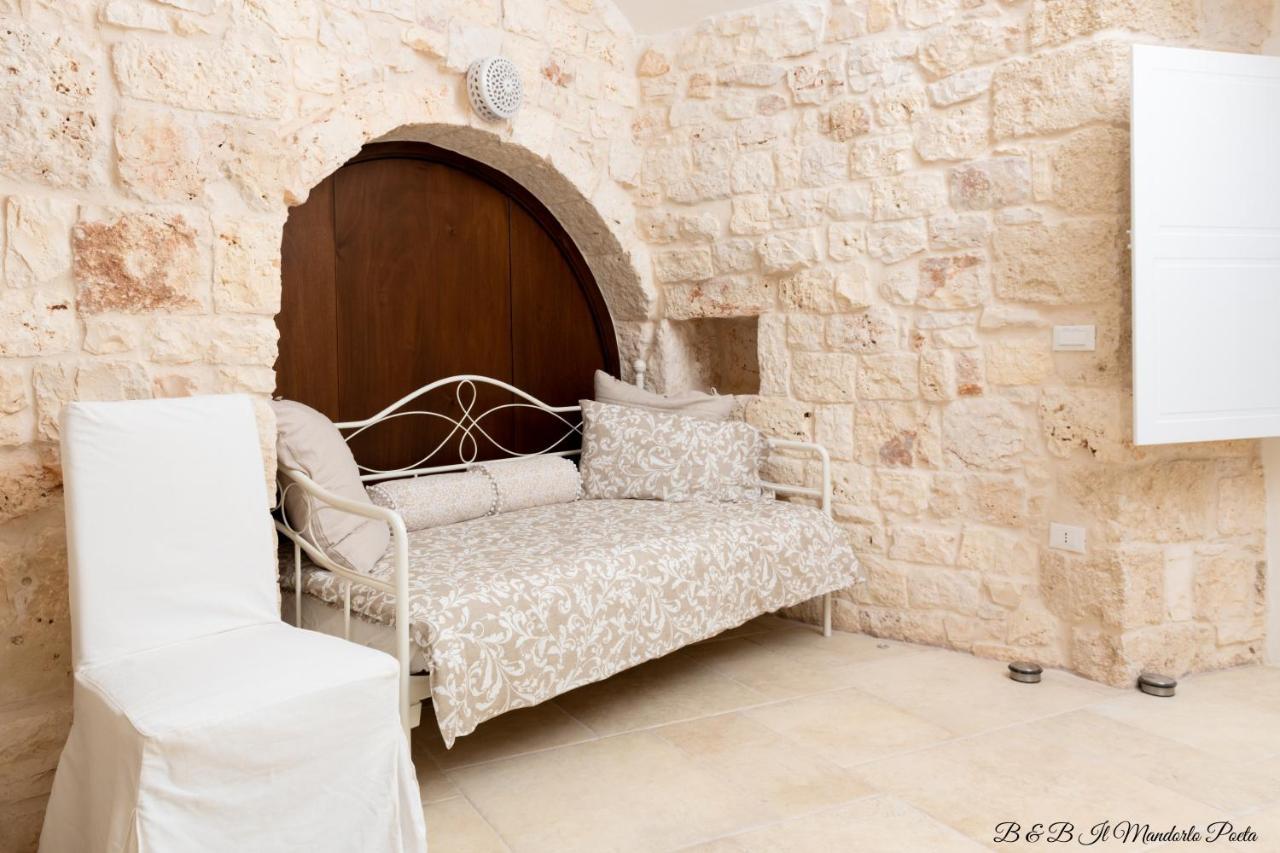 Bed and Breakfast Il Mandorlo Poeta Ostuni Exterior foto